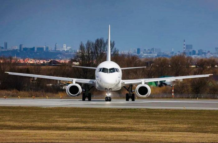 Три авиарейса в Турцию задержаны в международном порту Сочи